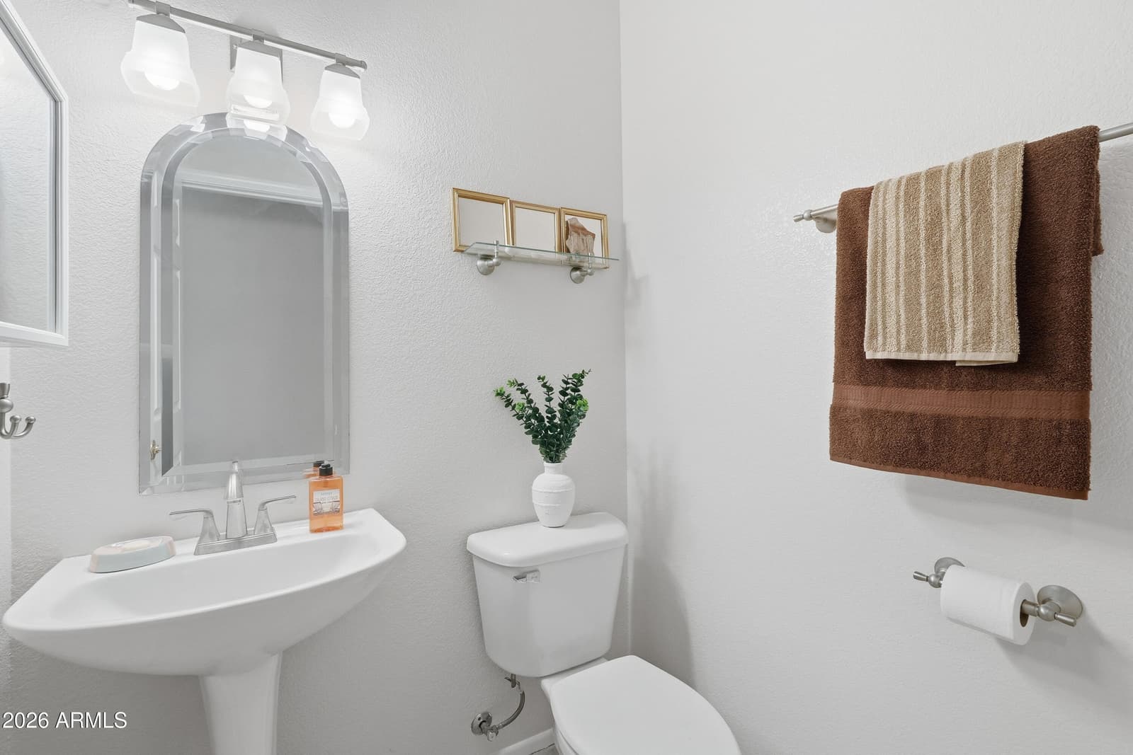 16295 W MOUNTAIN PASS Drive, Surprise, AZ 85374 — photo 12 of 25
