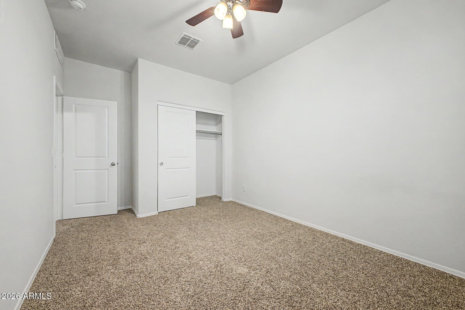 7825 W MIAMI Street, Phoenix, AZ 85043 — photo 6 of 8
