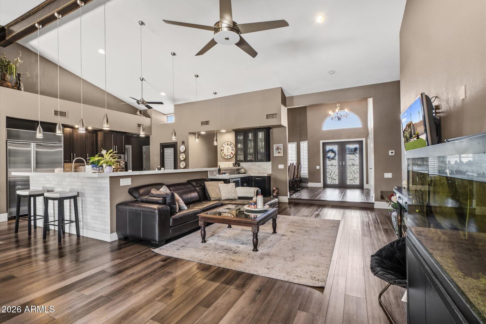 9737 E SAN SALVADOR Drive, Scottsdale, AZ 85258 — photo 4 of 27