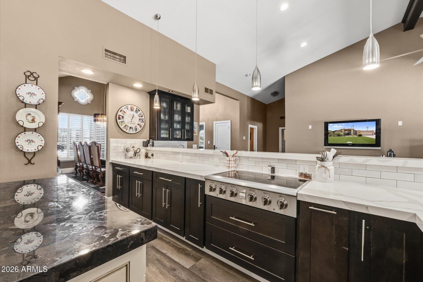 9737 E SAN SALVADOR Drive, Scottsdale, AZ 85258 — photo 10 of 27