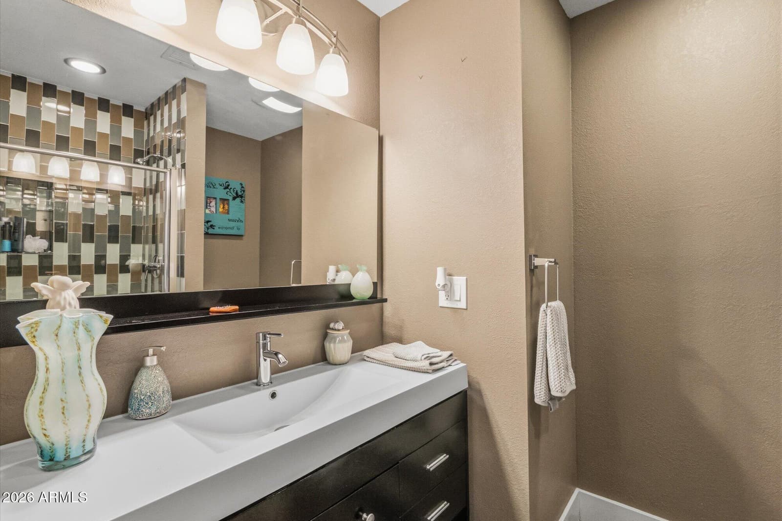 9737 E SAN SALVADOR Drive, Scottsdale, AZ 85258 — photo 18 of 27