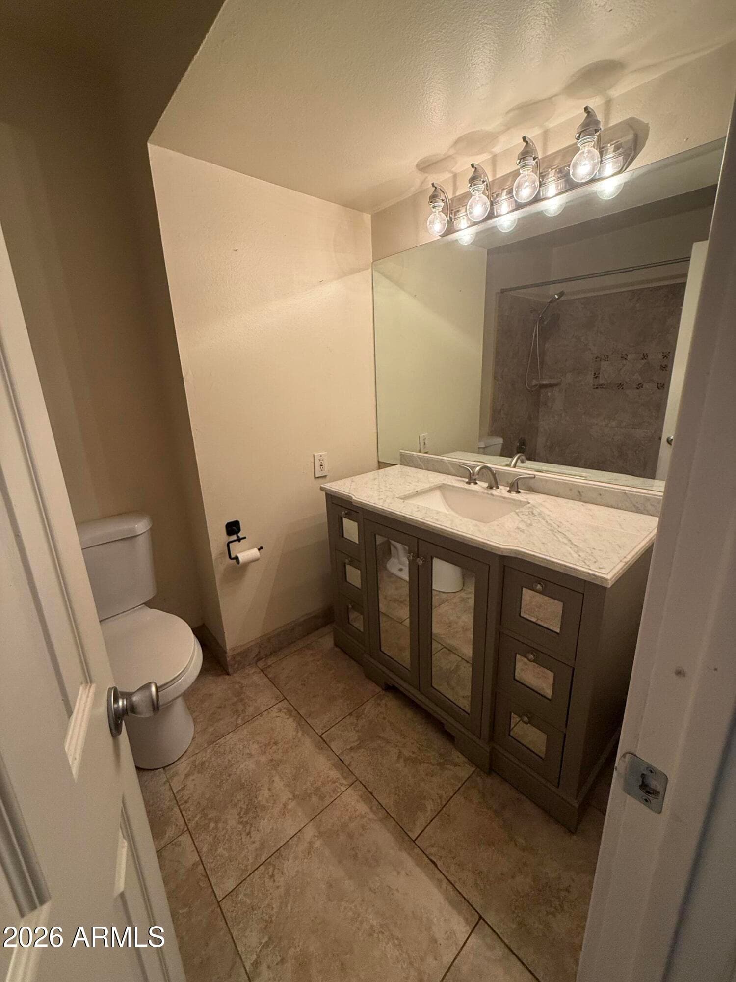 9510 W MADERO Drive, Arizona City, AZ 85123 — photo 9 of 15