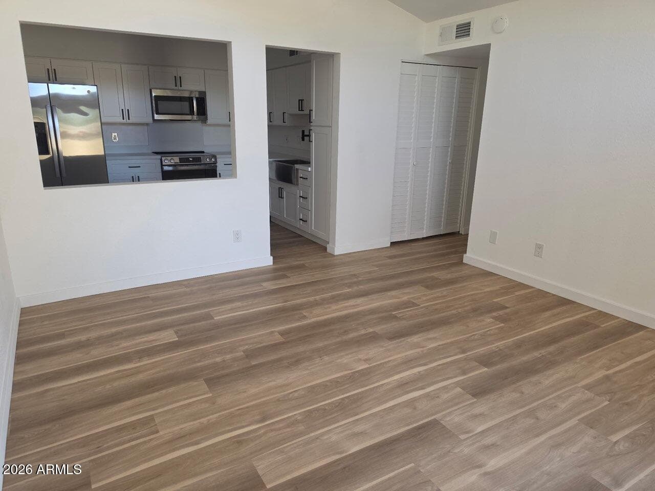 525 N MAY Street 9, Mesa, AZ 85201 — photo 3 of 18