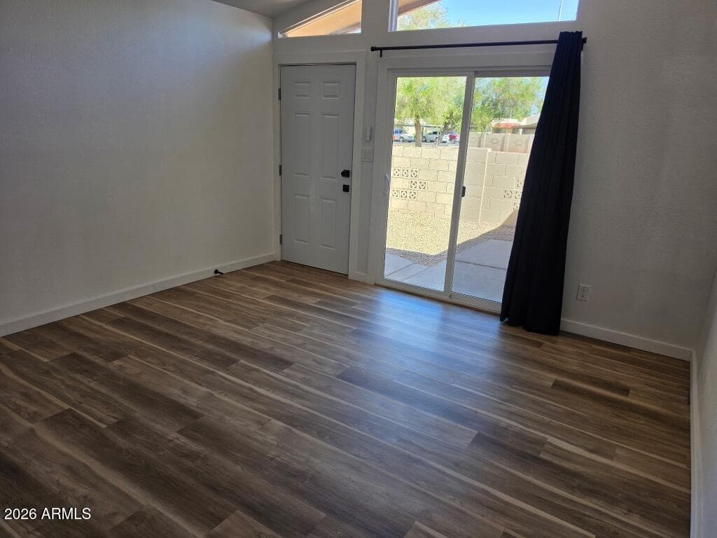 525 N MAY Street 9, Mesa, AZ 85201 — photo 4 of 18