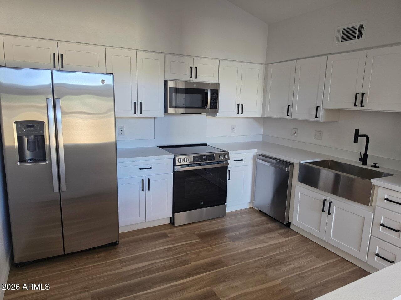 525 N MAY Street 9, Mesa, AZ 85201 — photo 5 of 18