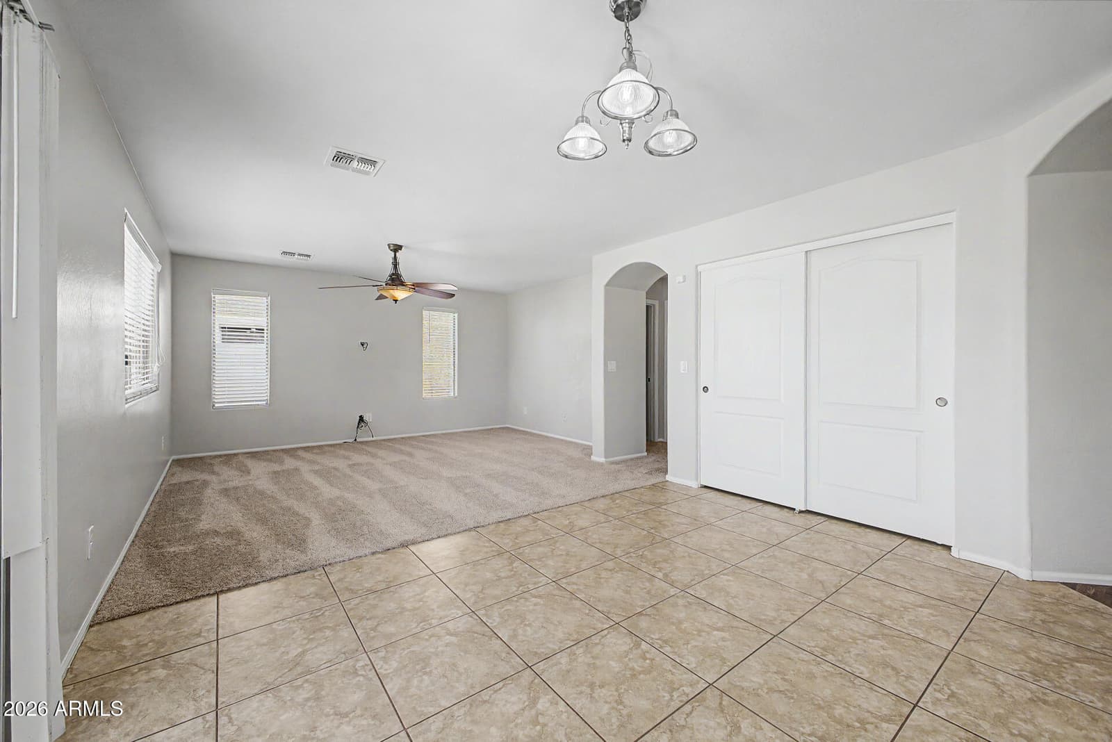 1610 W SAN TAN HILLS Drive, San Tan Valley, AZ 85144 — photo 11 of 43