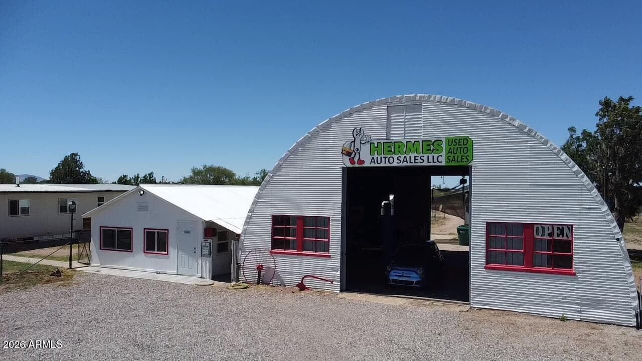 10655 E HIGHWAY 92, Hereford, AZ 85615 — photo 1 of 43