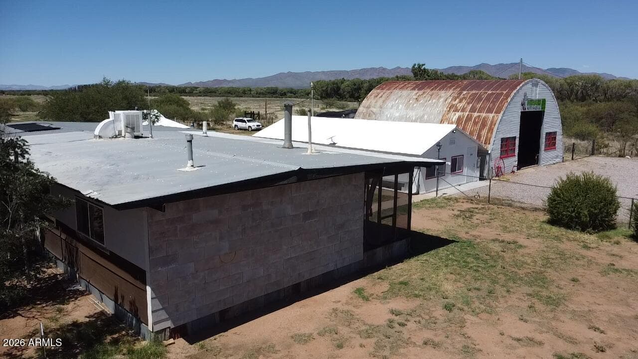 10655 E HIGHWAY 92, Hereford, AZ 85615 — photo 7 of 43