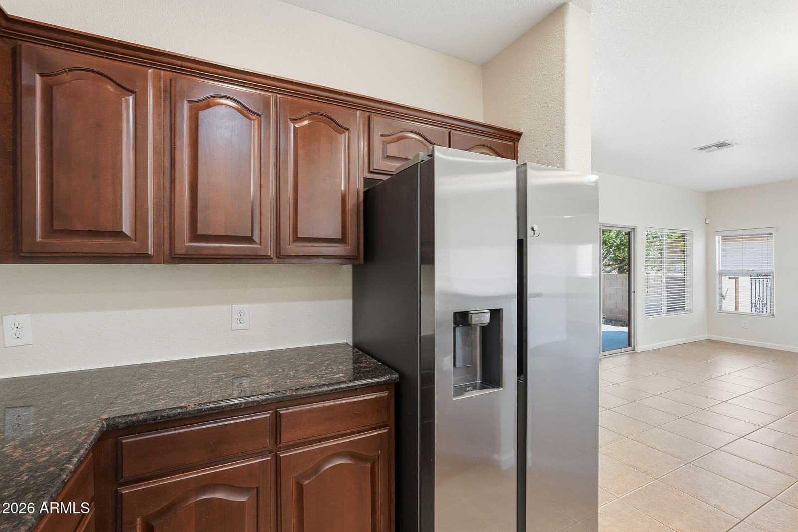 1093 ESTANCIA Drive, Sierra Vista, AZ 85635 — photo 13 of 44