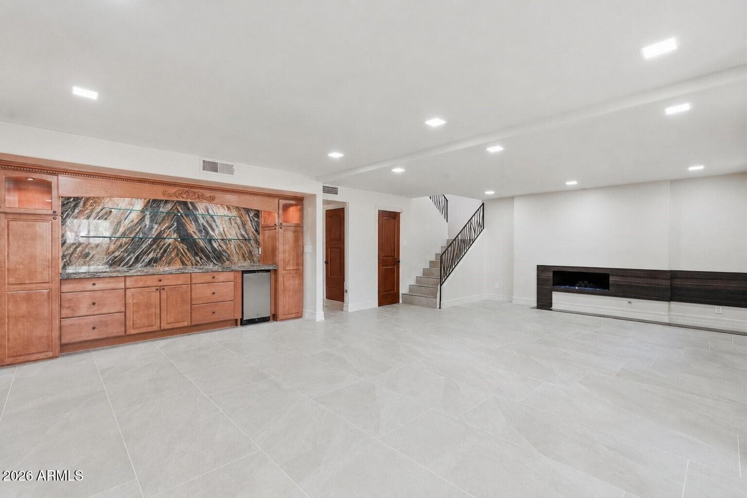 2221 E VISTA Avenue, Phoenix, AZ 85020 — photo 17 of 43