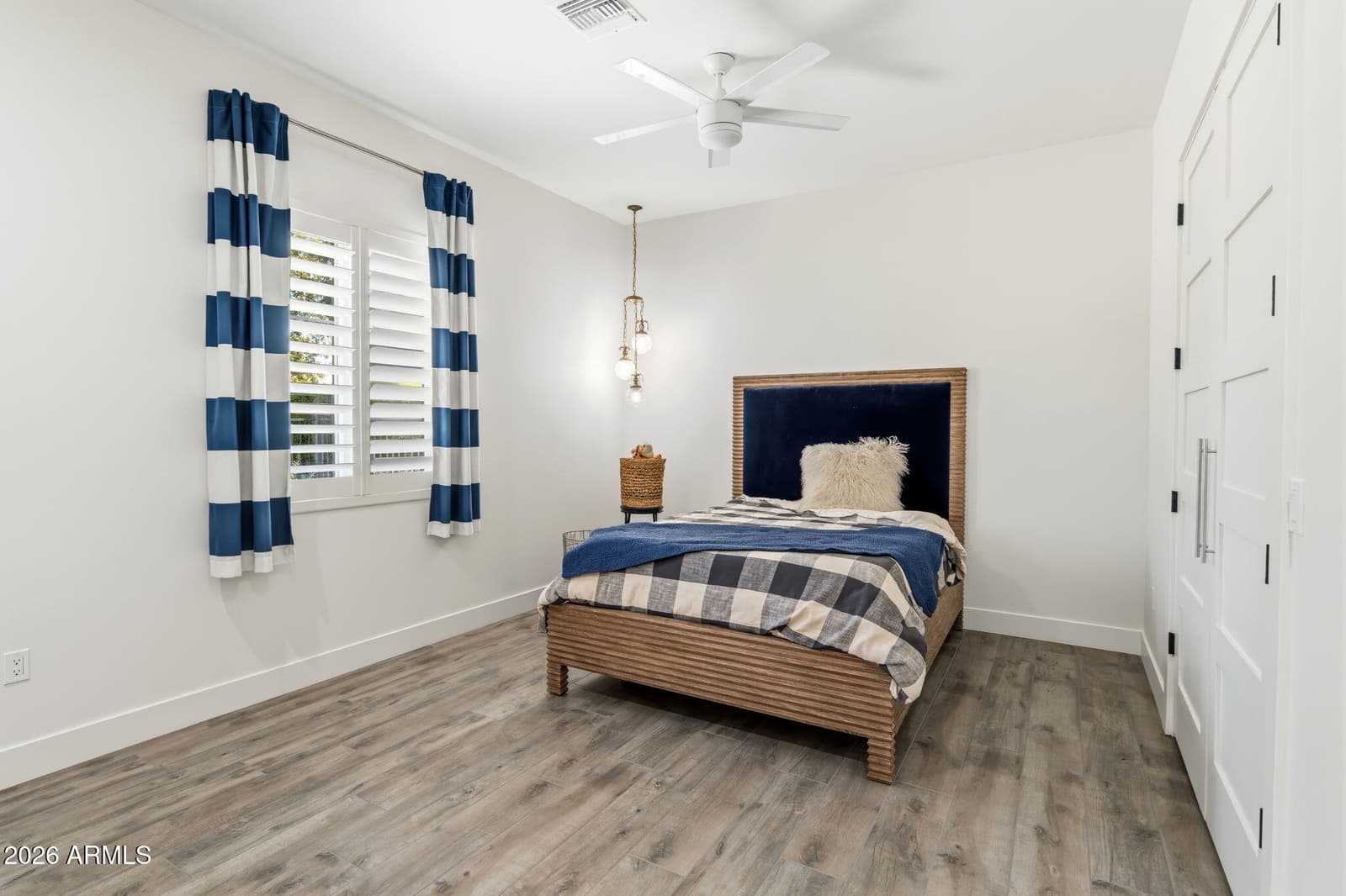 1811 E CLAREMONT Street, Phoenix, AZ 85016 — photo 19 of 34