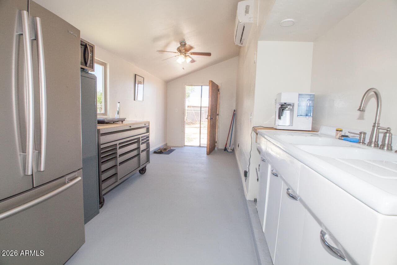 10655 E HIGHWAY 92, Hereford, AZ 85615 — photo 17 of 43