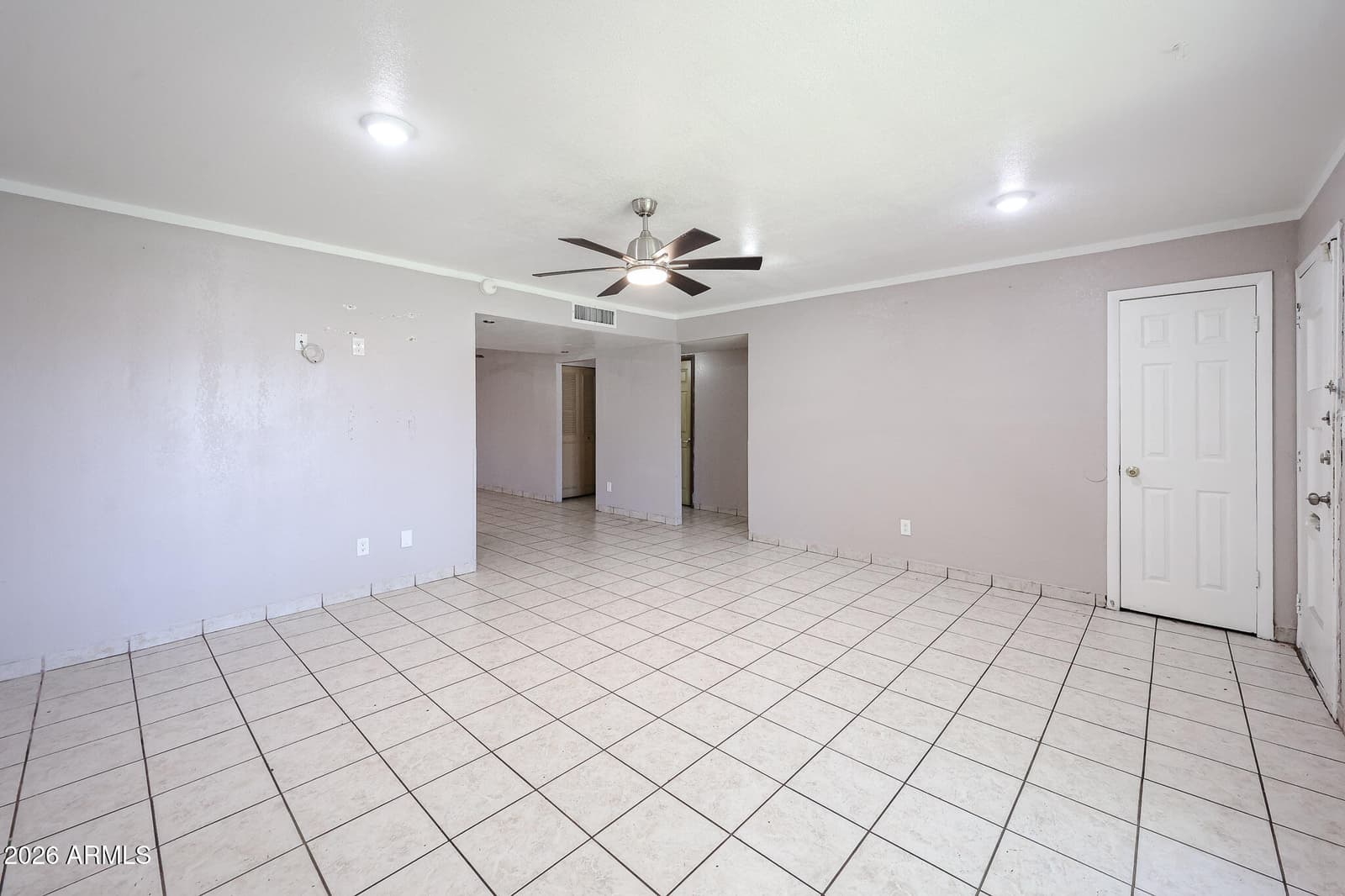 2646 W WOLF Street, Phoenix, AZ 85017 — photo 5 of 27
