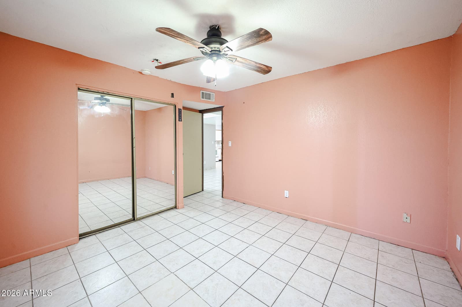 2646 W WOLF Street, Phoenix, AZ 85017 — photo 8 of 27