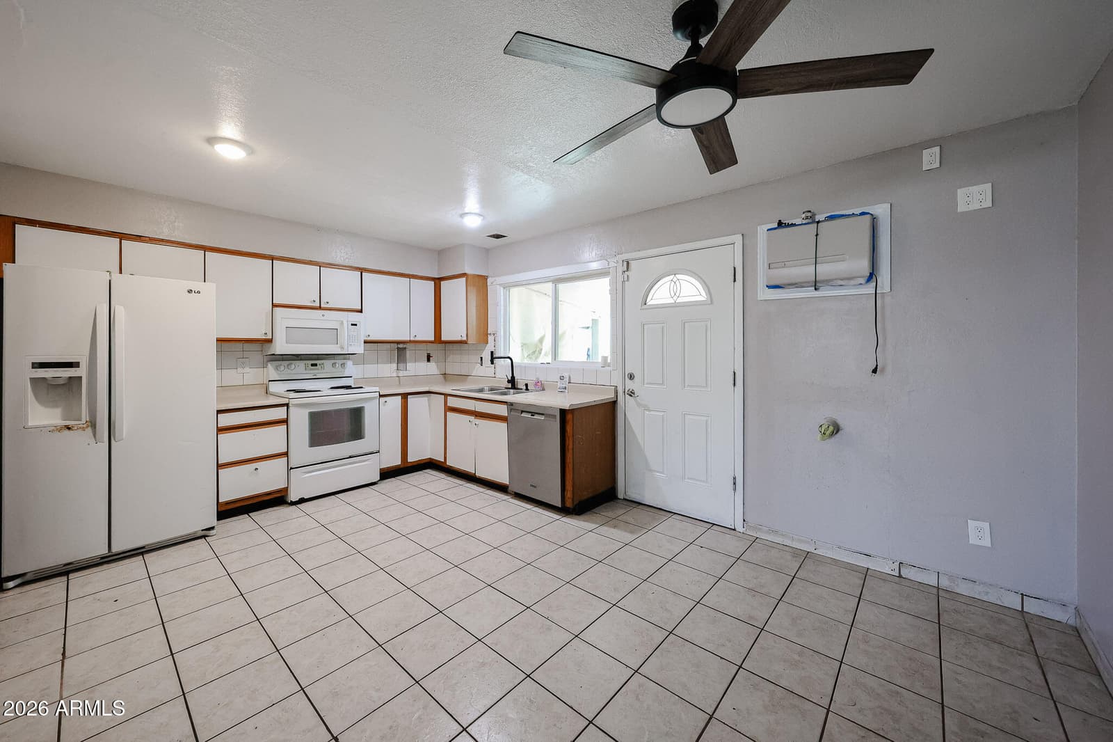 2646 W WOLF Street, Phoenix, AZ 85017 — photo 13 of 27