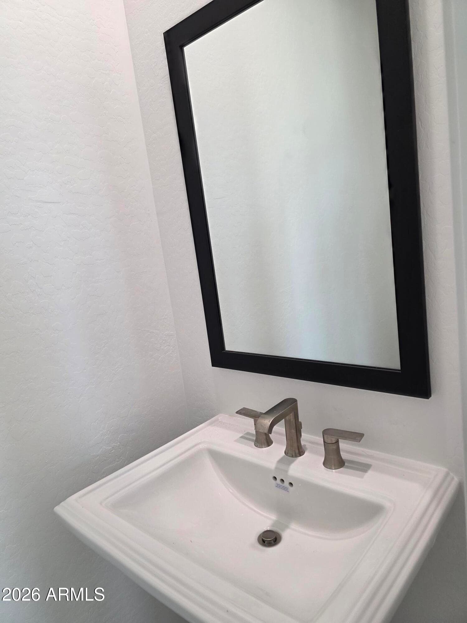 9726 S 11TH Place S, Phoenix, AZ 85042 — photo 14 of 69