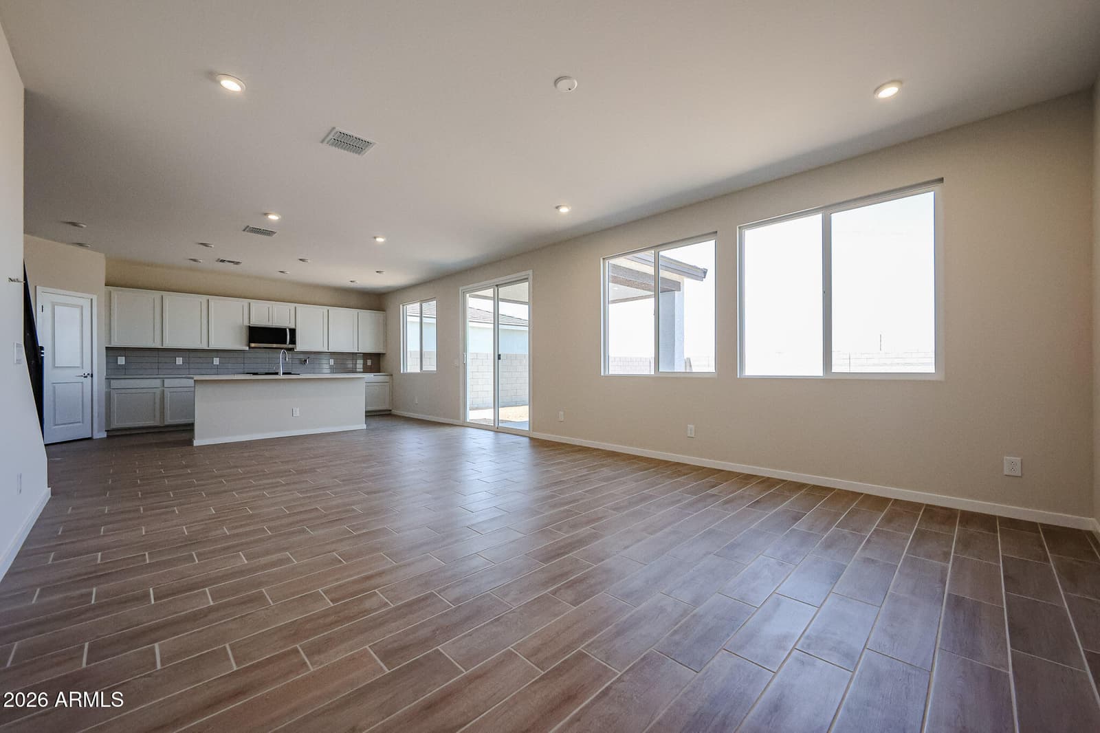 6210 E CROCKETT Way, San Tan Valley, AZ 85143 — photo 9 of 32