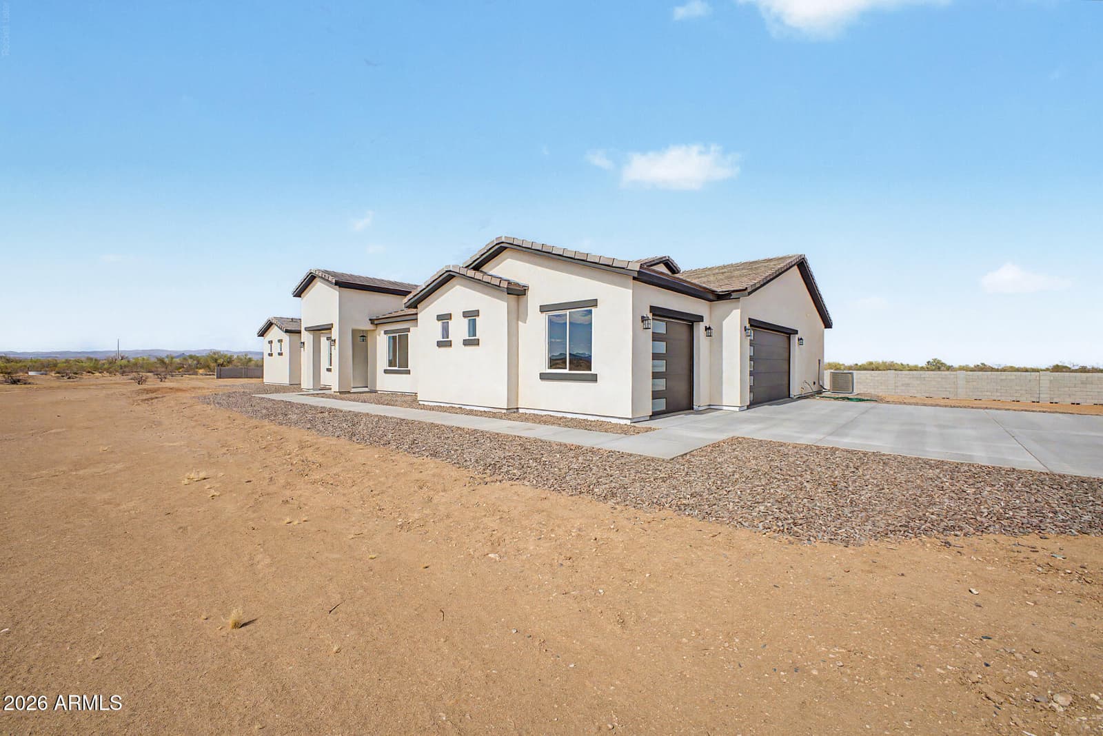 31021 N 251ST Avenue, Wittmann, AZ 85361 — photo 3 of 42