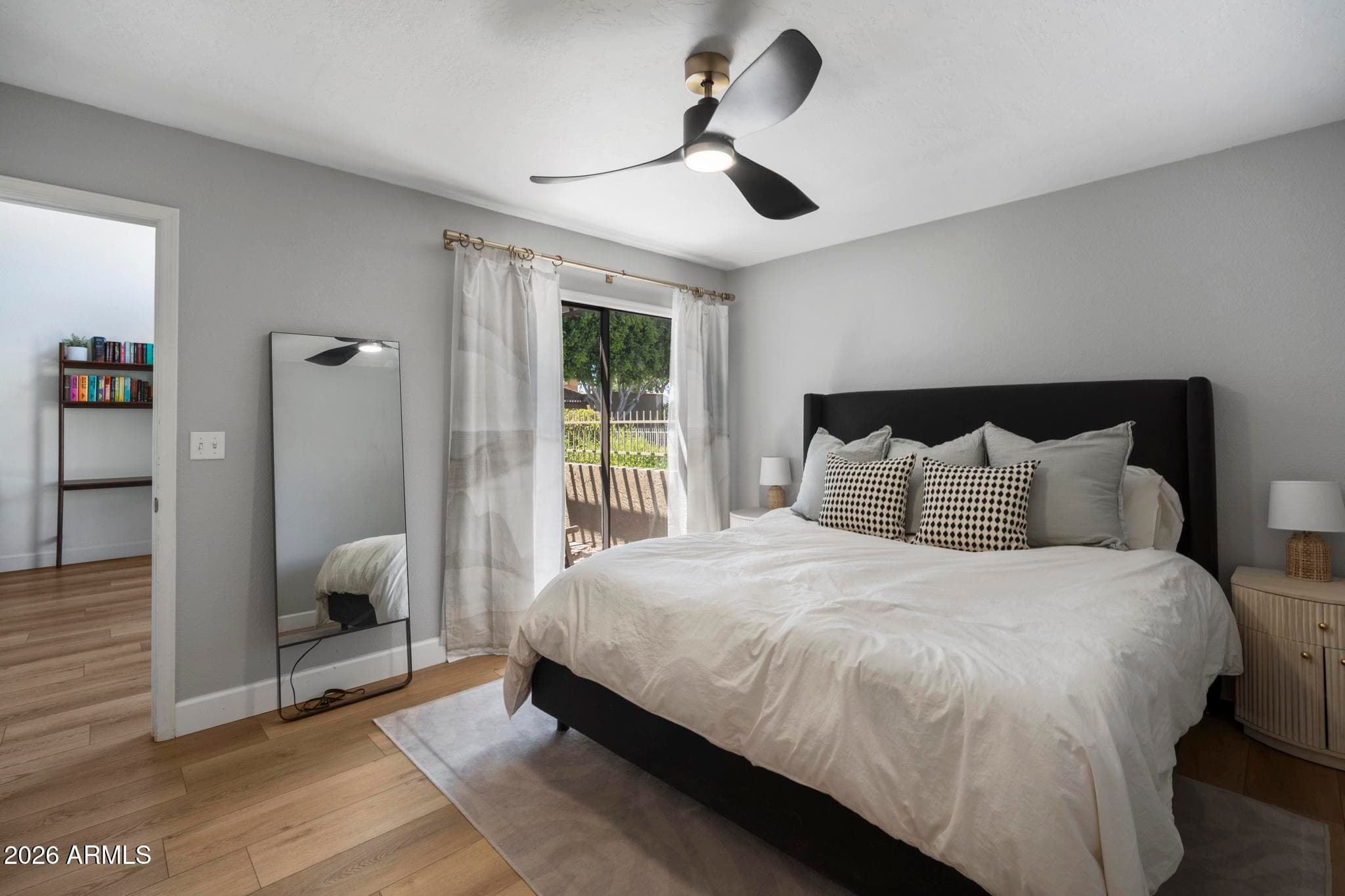 1220 E BLUEBELL Lane, Tempe, AZ 85288 — photo 14 of 32