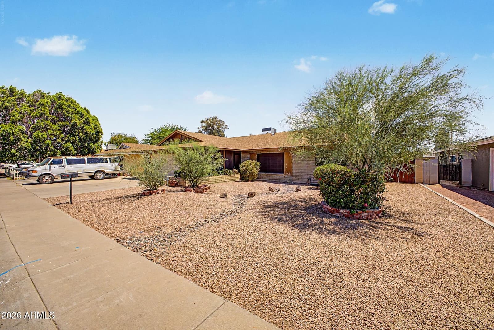 5221 W EVANS Drive, Glendale, AZ 85306 — photo 3 of 43