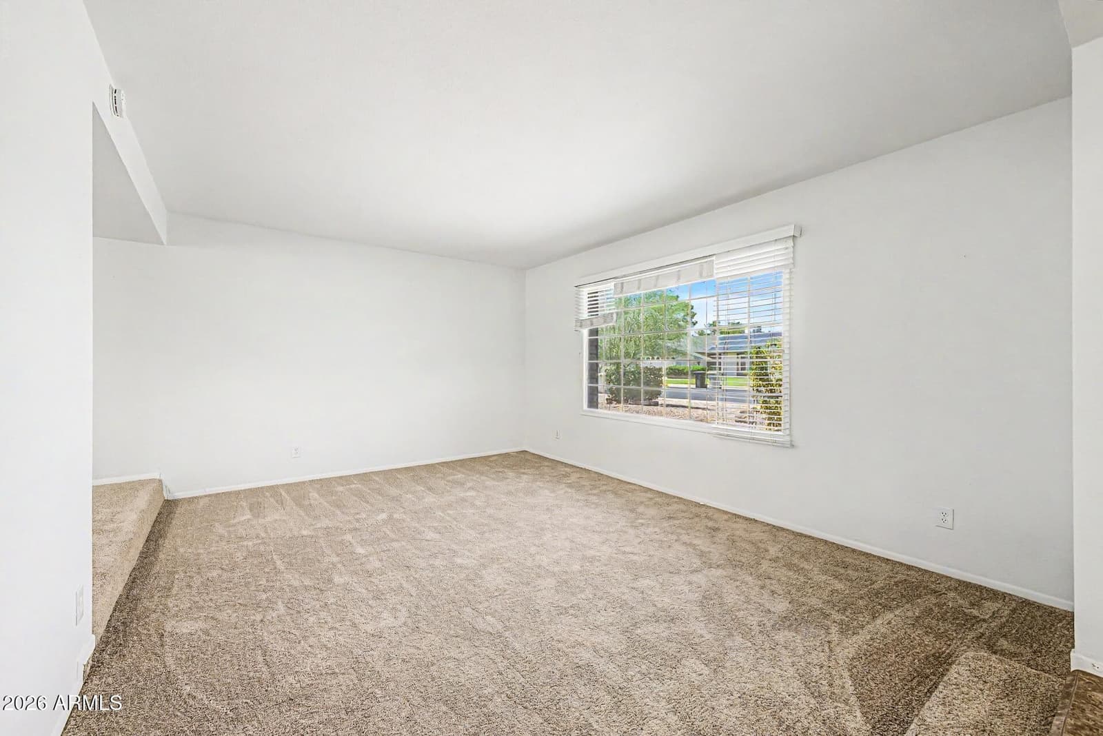 5221 W EVANS Drive, Glendale, AZ 85306 — photo 9 of 43