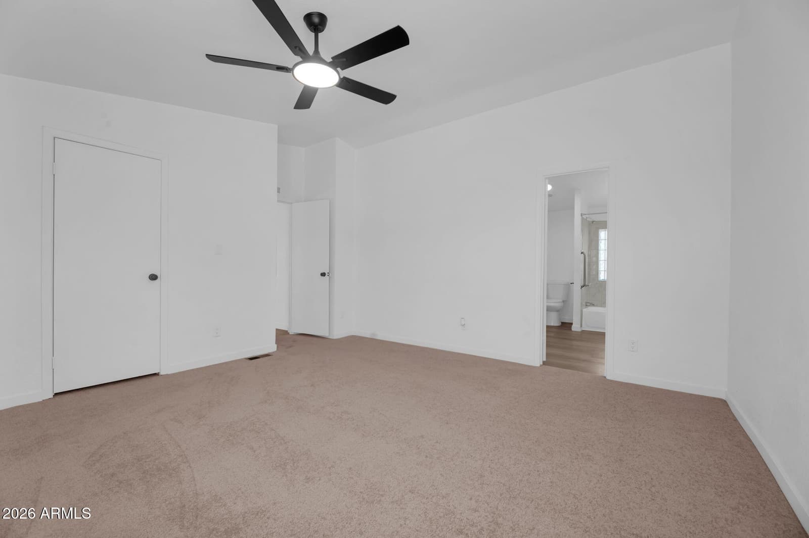 2547 E TONTO Lane, Phoenix, AZ 85050 — photo 17 of 29