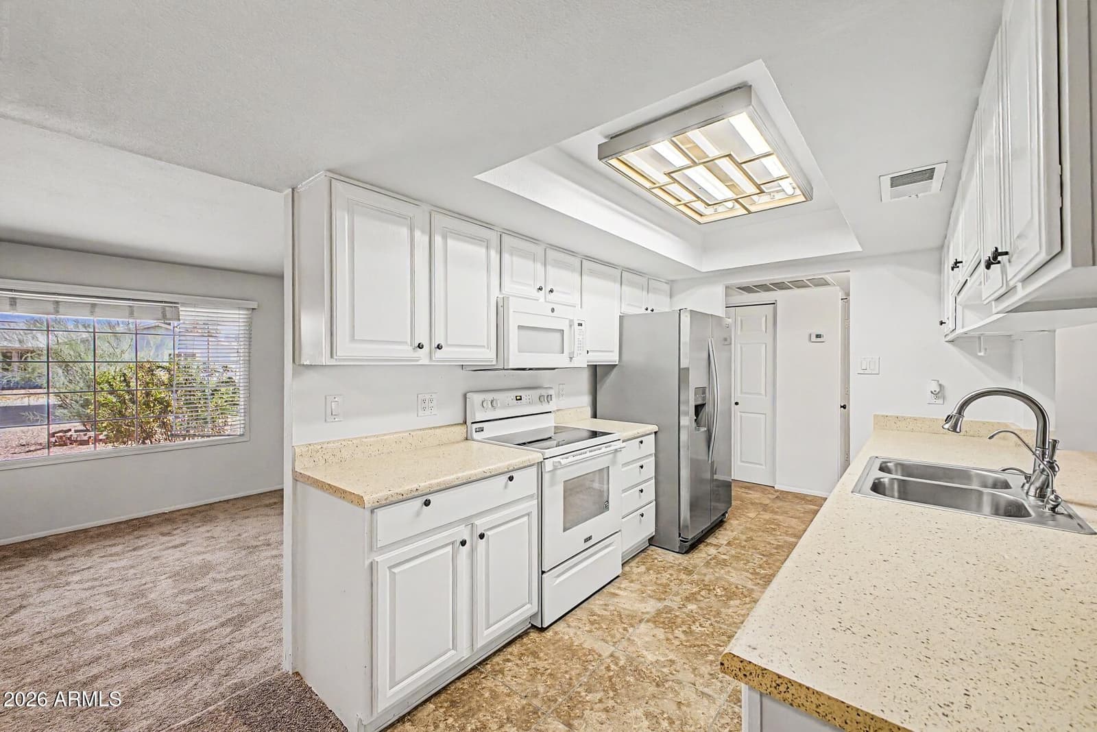 5221 W EVANS Drive, Glendale, AZ 85306 — photo 16 of 43