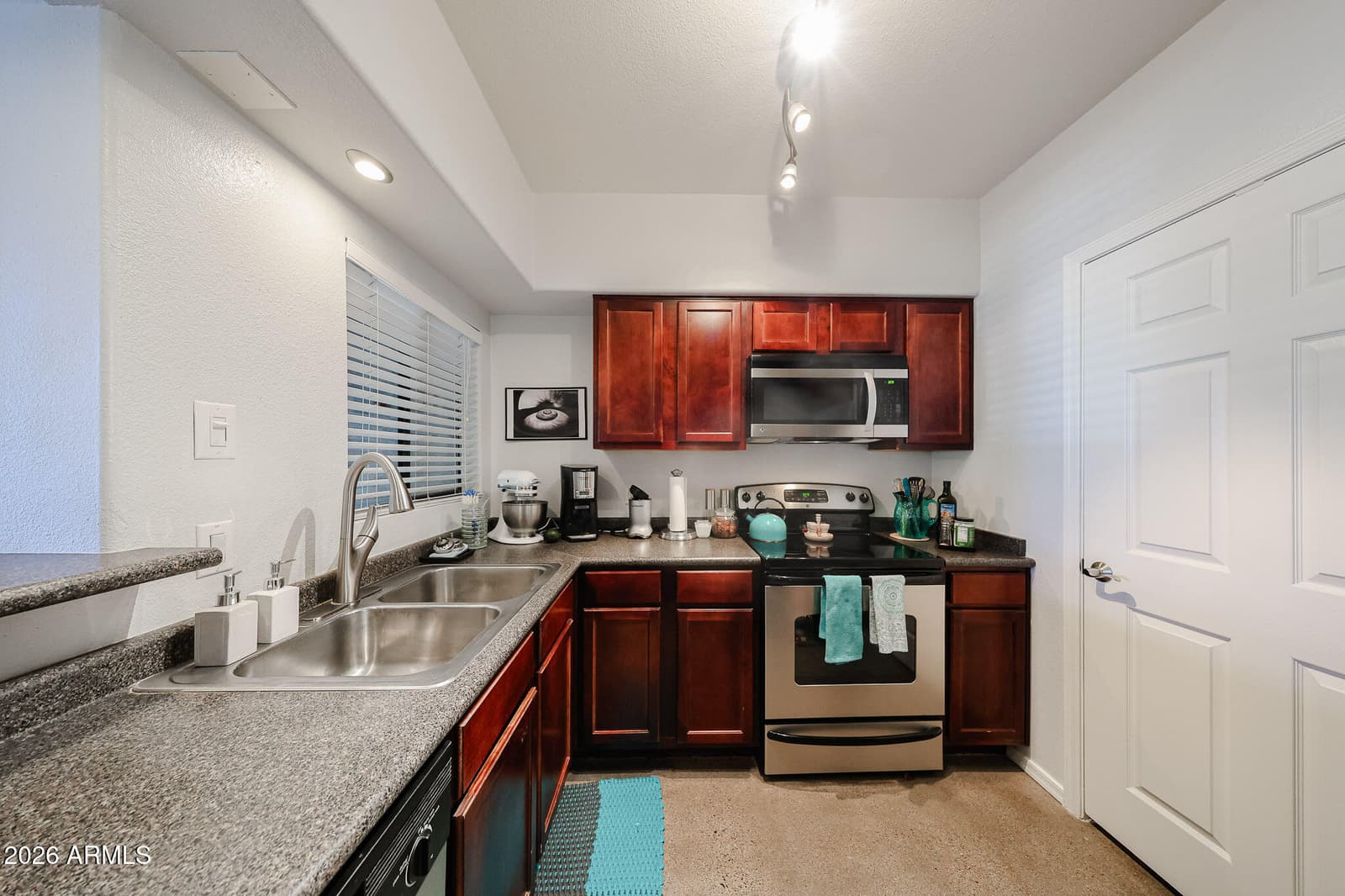 15095 N THOMPSON PEAK Parkway 1043, Scottsdale, AZ 85260 — photo 4 of 36