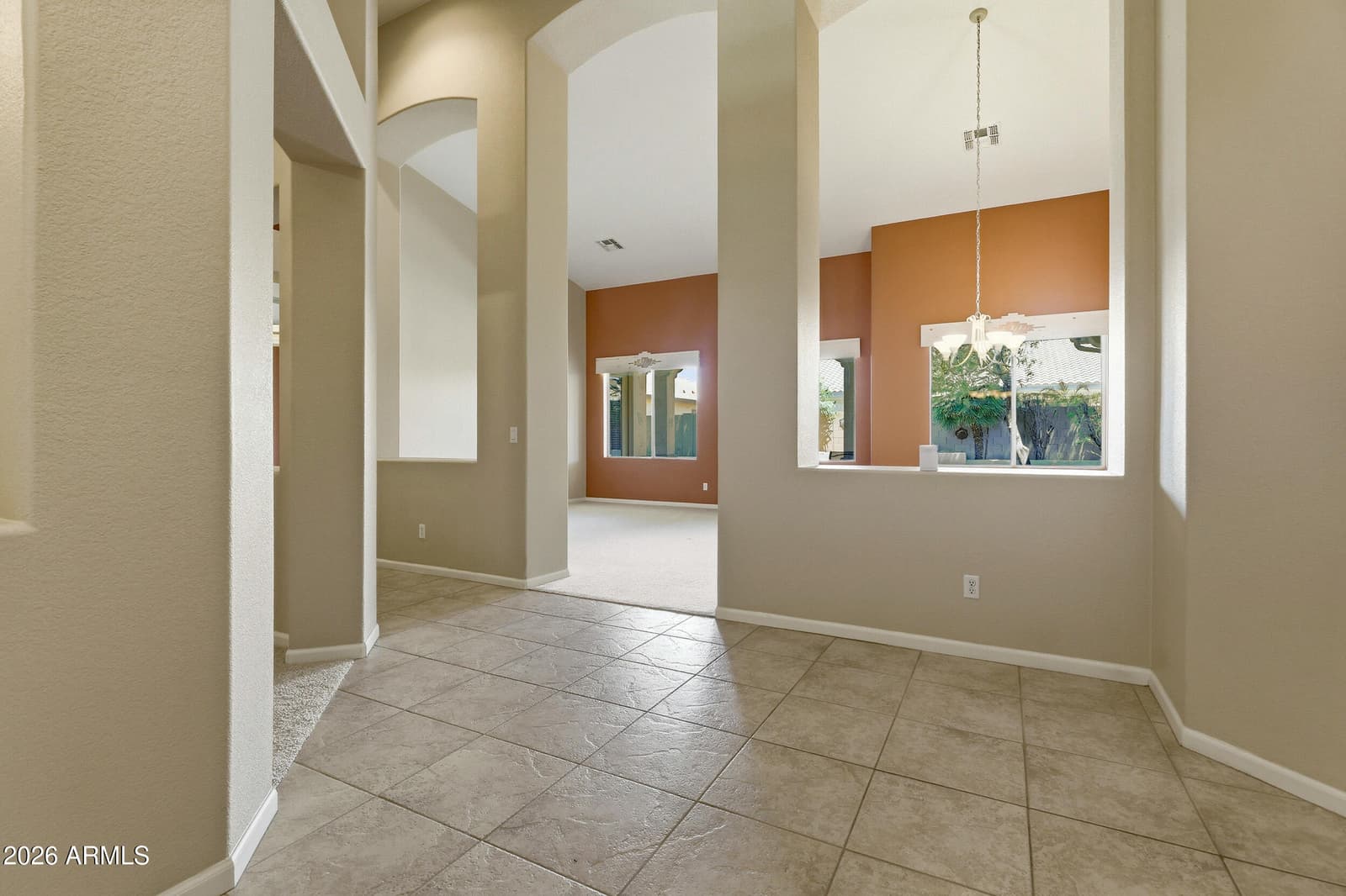 8056 W LOUISE Drive, Peoria, AZ 85383 — photo 7 of 63
