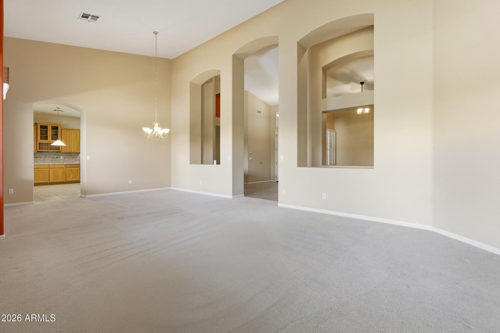 8056 W LOUISE Drive, Peoria, AZ 85383 — photo 12 of 63
