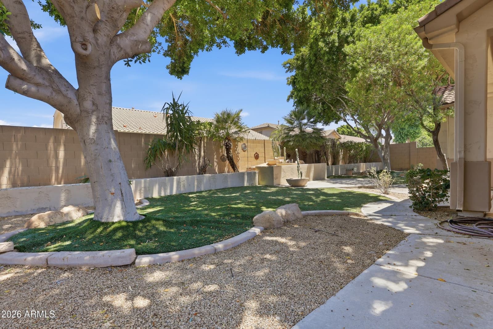 8056 W LOUISE Drive, Peoria, AZ 85383 — photo 47 of 63
