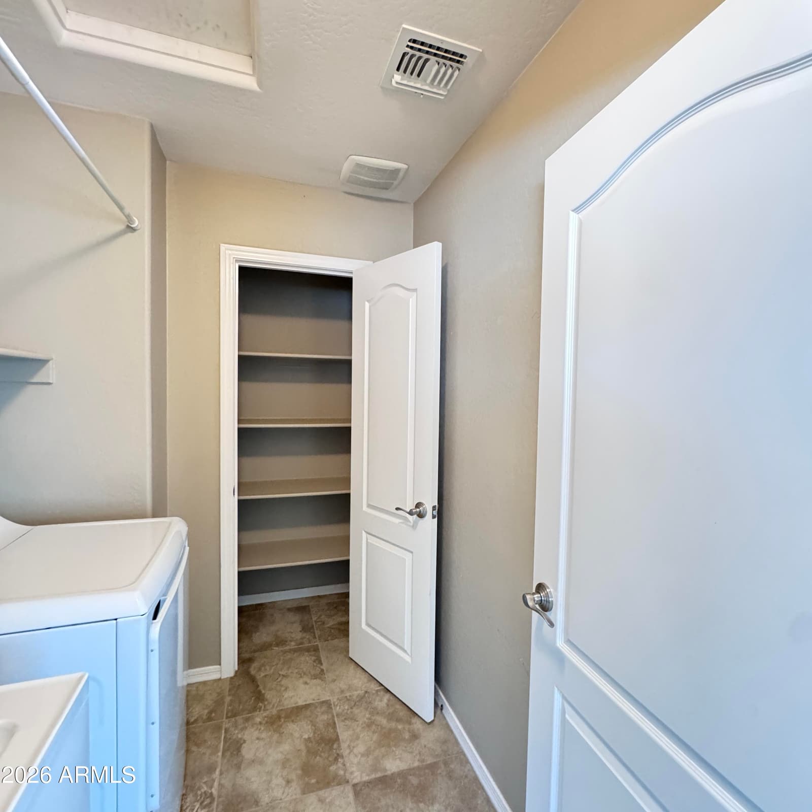 1077 S REBER Avenue, Gilbert, AZ 85296 — photo 10 of 47
