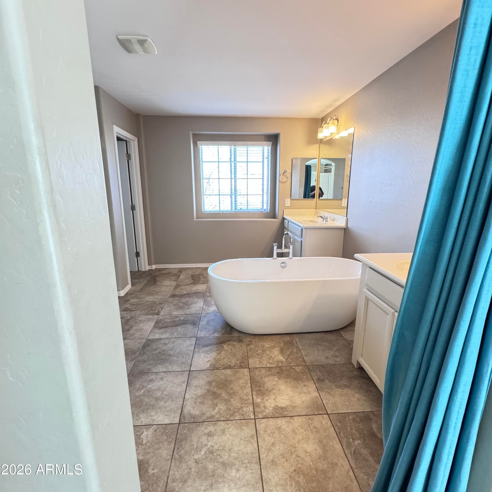 1077 S REBER Avenue, Gilbert, AZ 85296 — photo 18 of 47