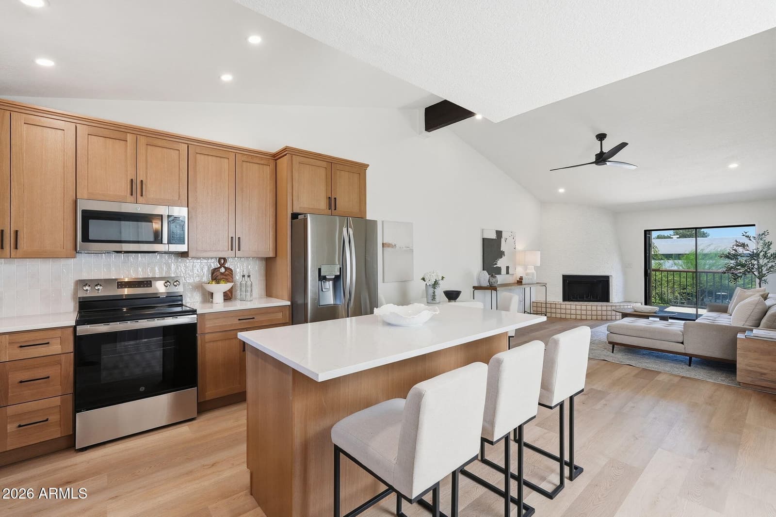 8344 N 21ST Drive I211, Phoenix, AZ 85021