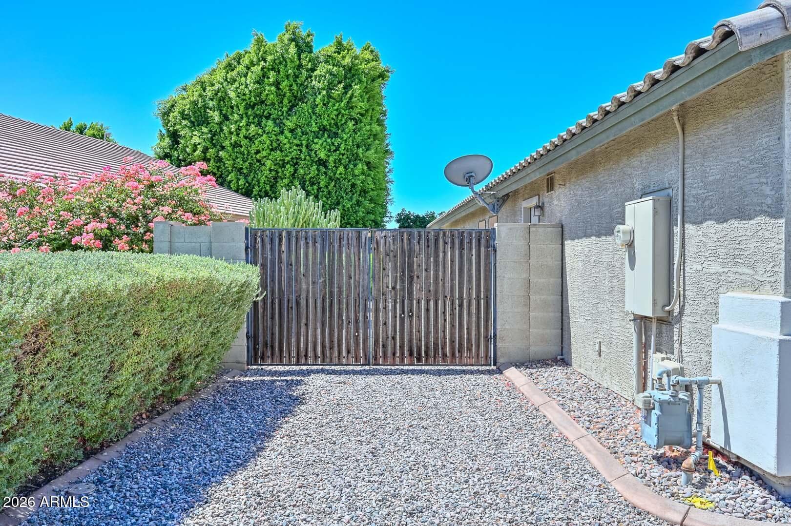 11225 W CAMBRIDGE Avenue, Avondale, AZ 85392 — photo 35 of 49