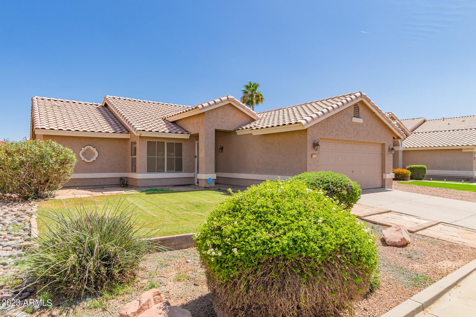 1101 W GOLDFINCH Way, Chandler, AZ 85286 — photo 2 of 25