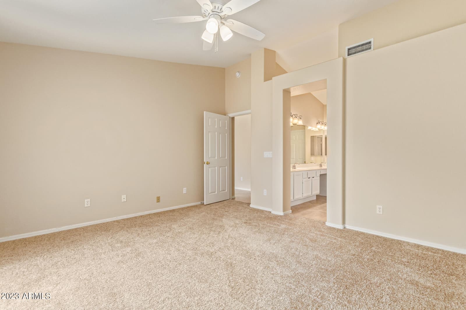 1101 W GOLDFINCH Way, Chandler, AZ 85286 — photo 11 of 25