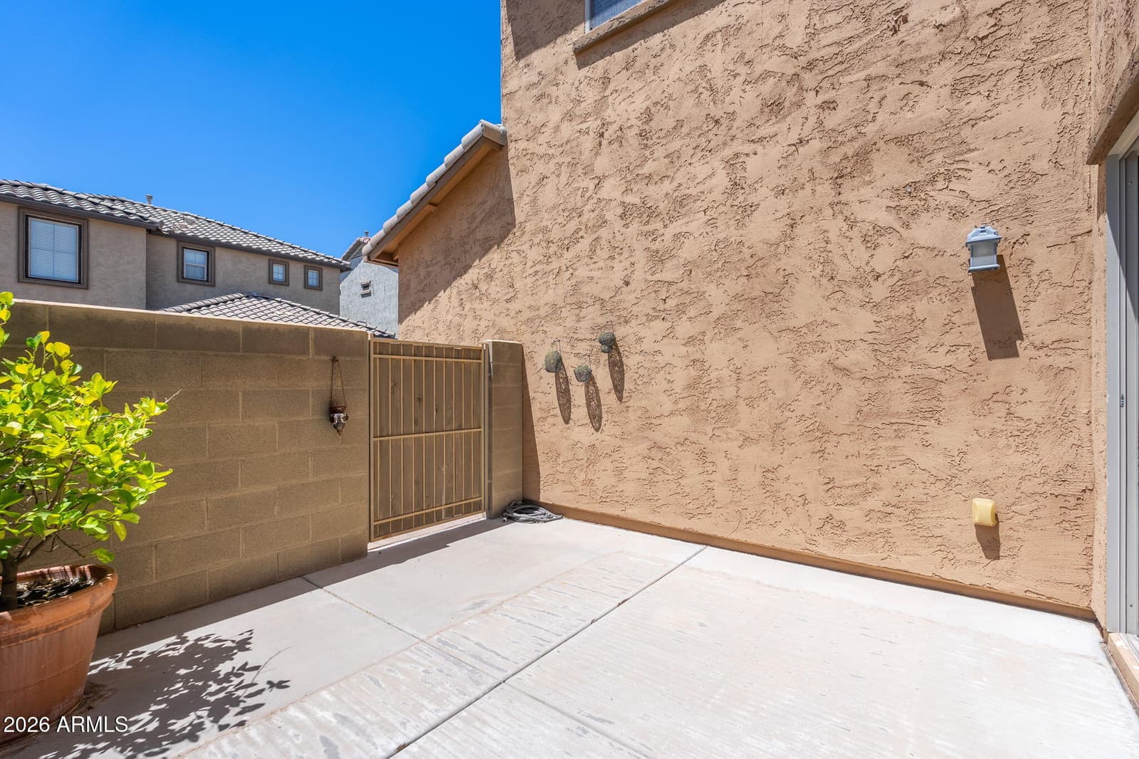 3954 E MELINDA Drive, Phoenix, AZ 85050 — photo 26 of 37