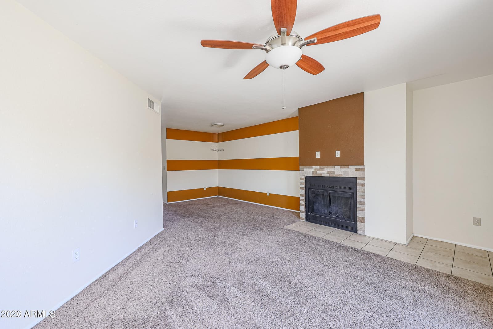 11640 N 51ST Avenue 212, Glendale, AZ 85304 — photo 4 of 22
