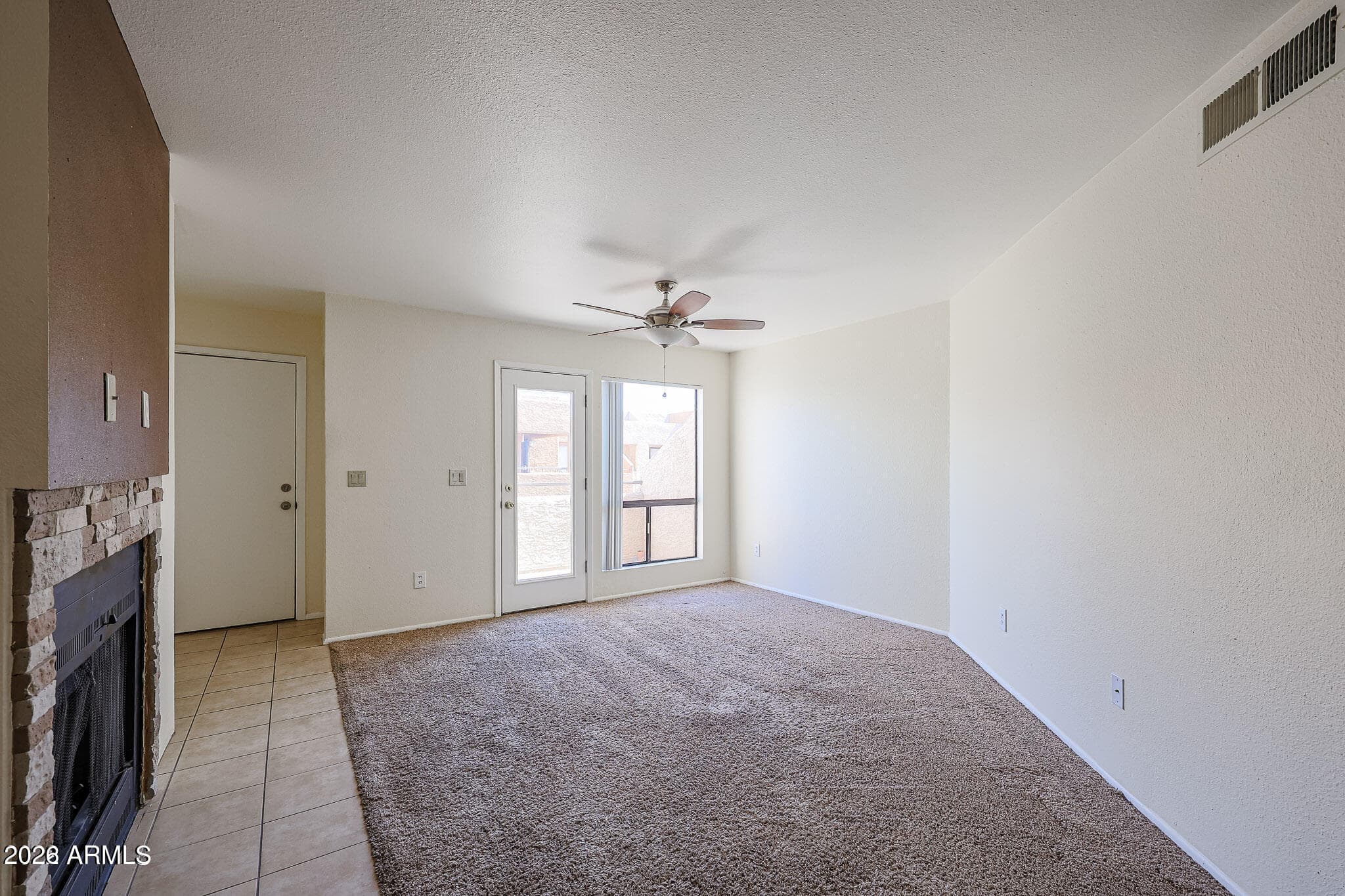 11640 N 51ST Avenue 212, Glendale, AZ 85304 — photo 5 of 22