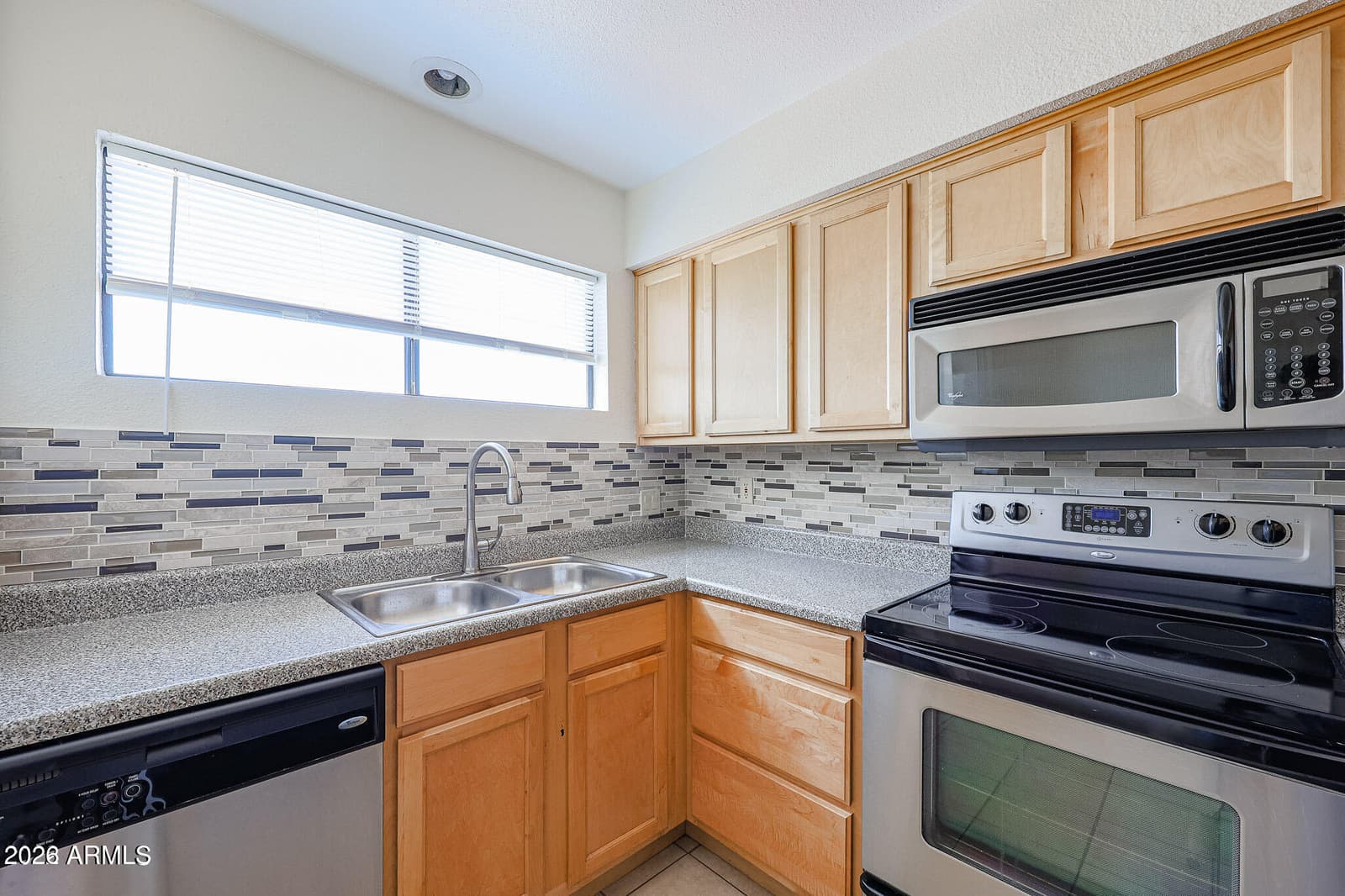 11640 N 51ST Avenue 212, Glendale, AZ 85304 — photo 9 of 22