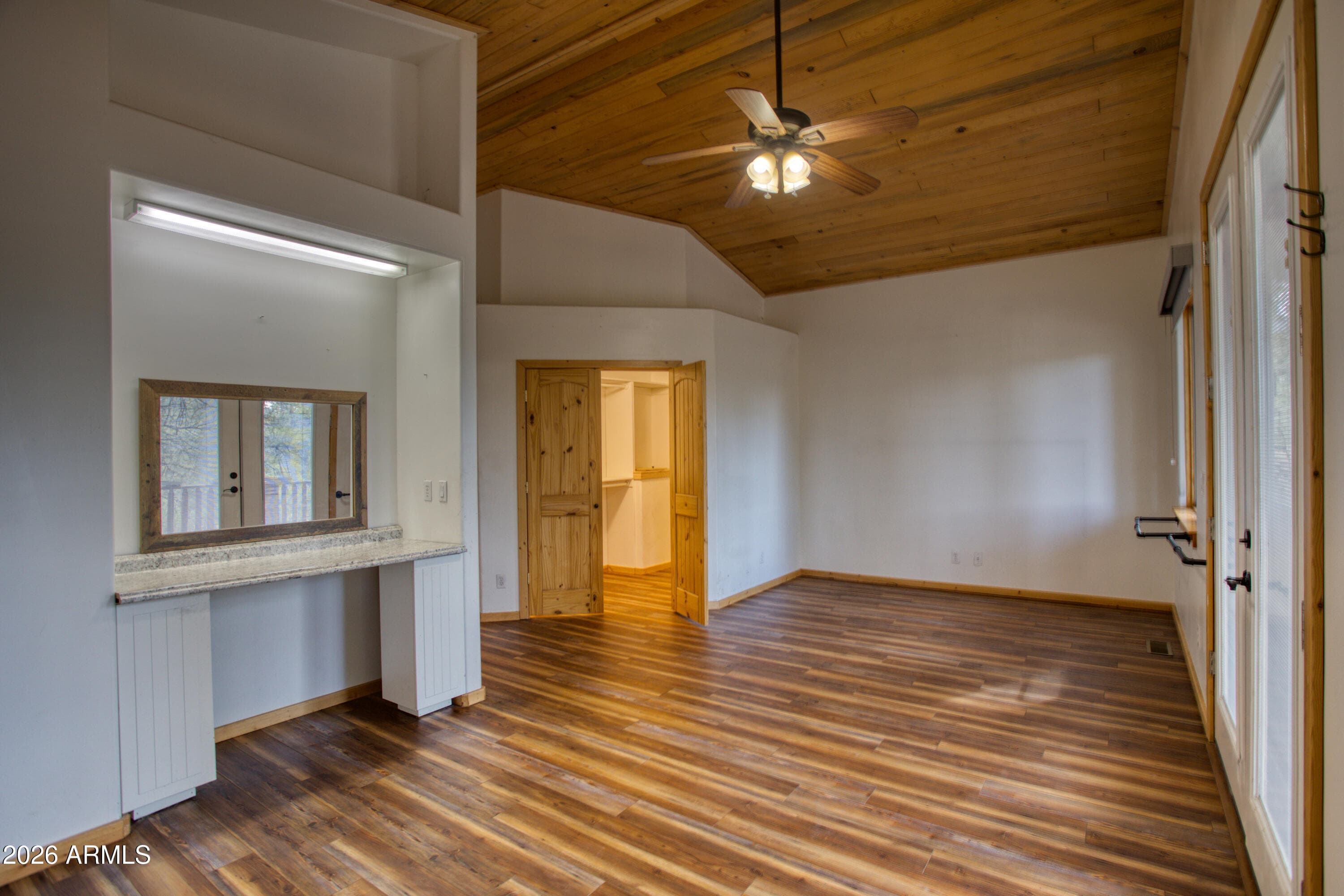 1420 E Meadow View Place, Show Low, AZ 85901 — photo 10 of 25