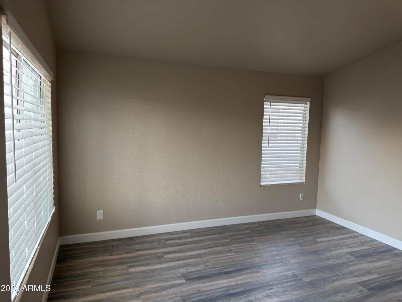 5033 E COLBY Street, Mesa, AZ 85205 — photo 4 of 22