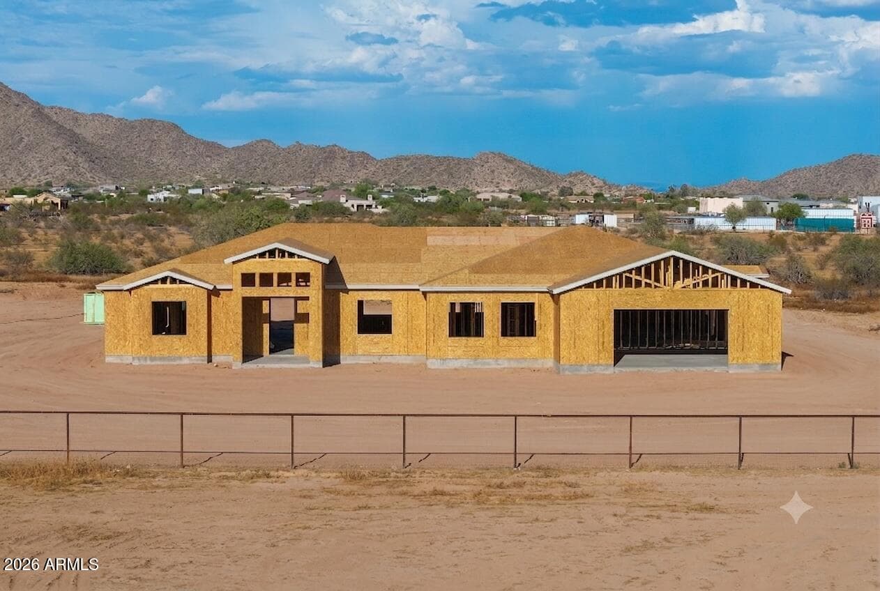 8233 N Nicole Road, Casa Grande, AZ 85194 — photo 2 of 10