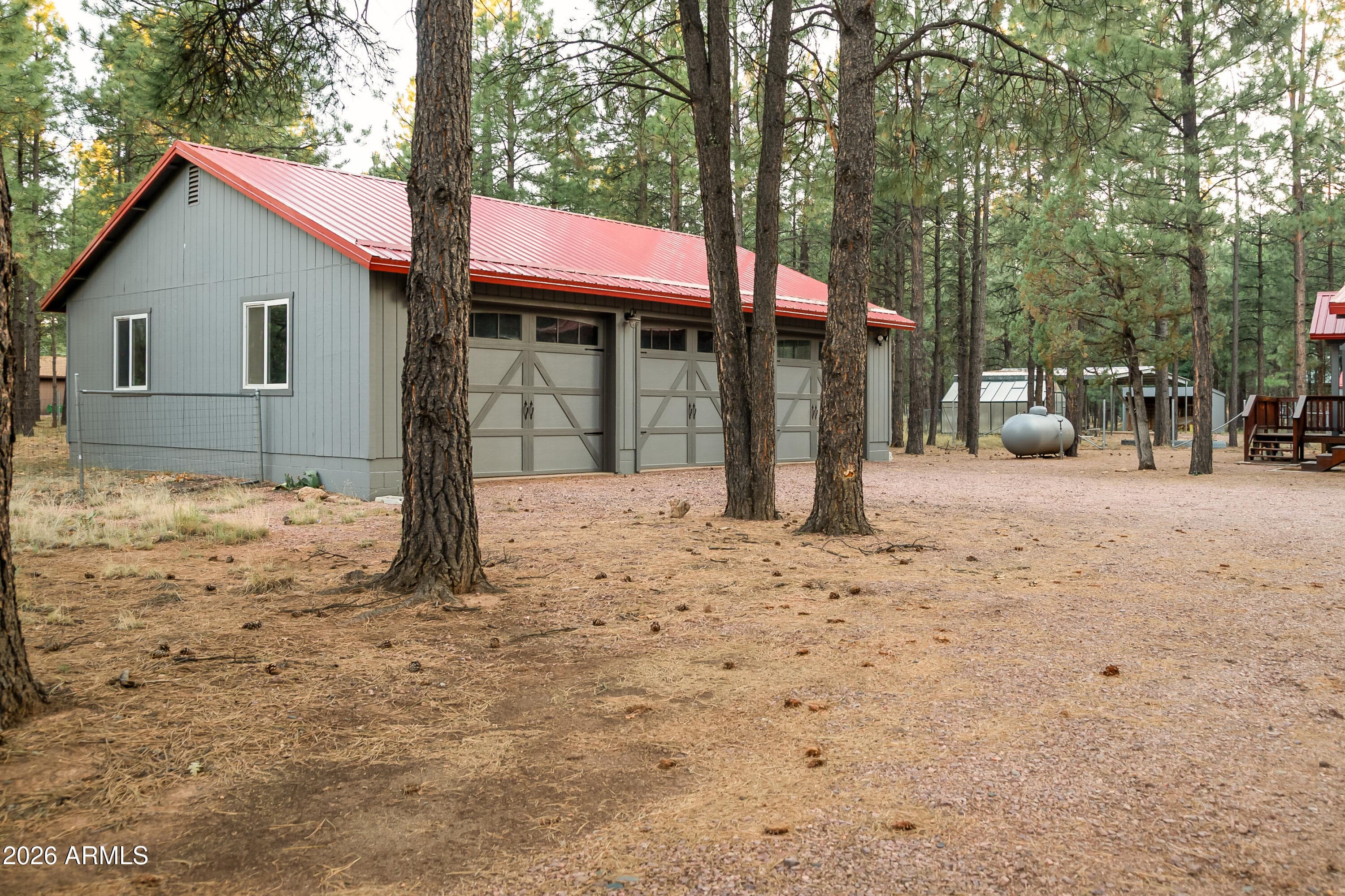 1338 LUMBER MILL Drive, Happy Jack, AZ 86024 — photo 6 of 39