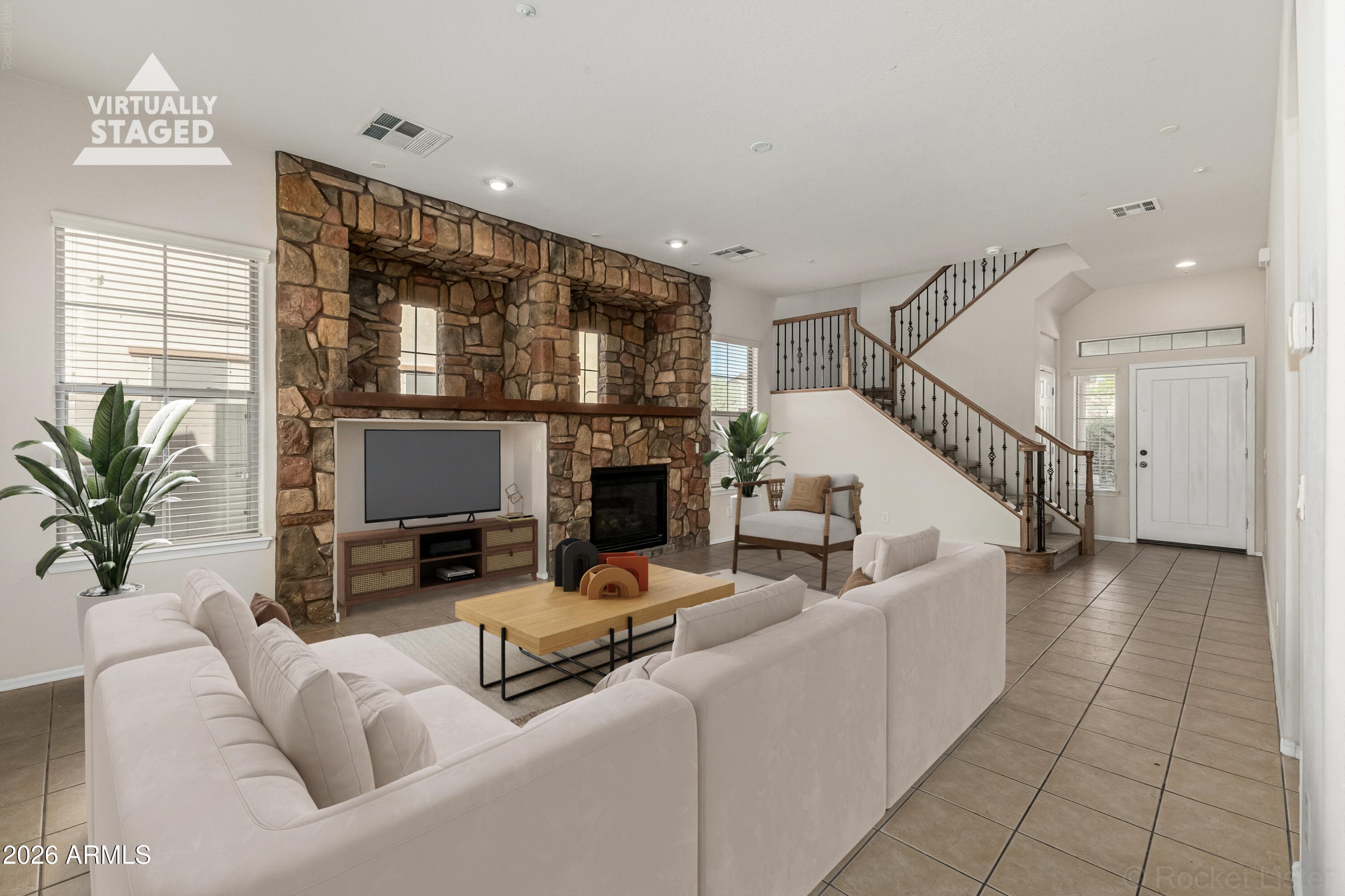 13464 S 186TH Avenue, Goodyear, AZ 85338 — photo 5 of 40