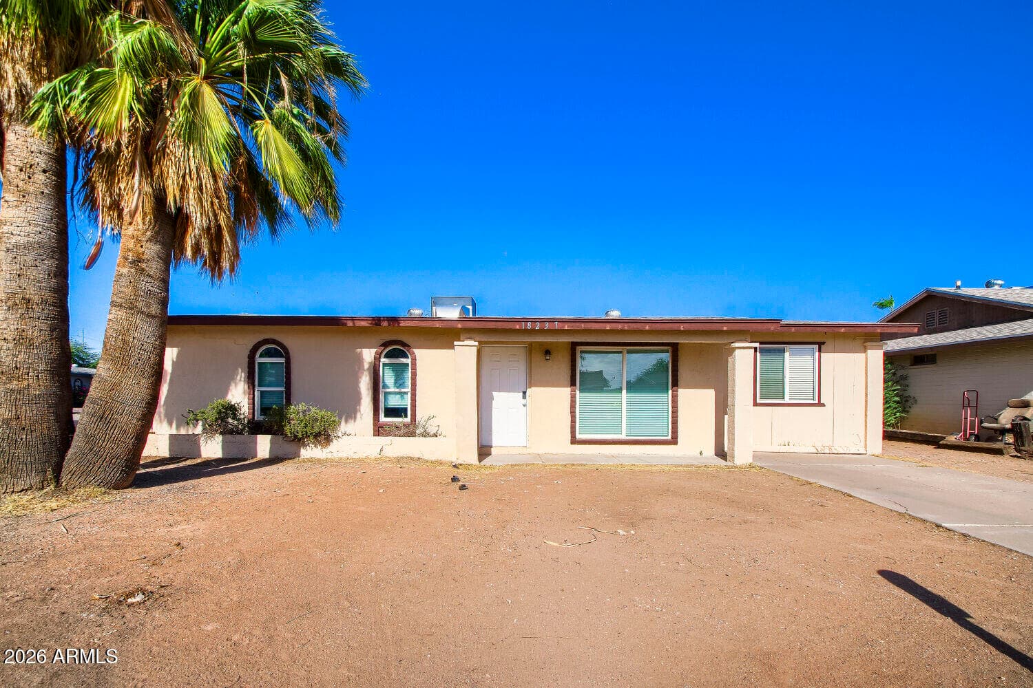 18237 N 34TH Drive, Phoenix, AZ 85053 — photo 3 of 18