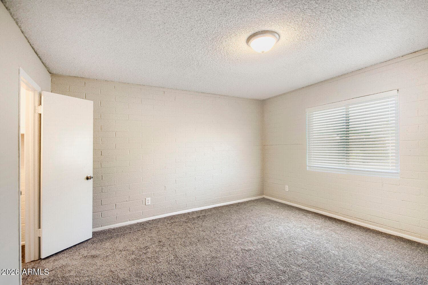 18237 N 34TH Drive, Phoenix, AZ 85053 — photo 14 of 18