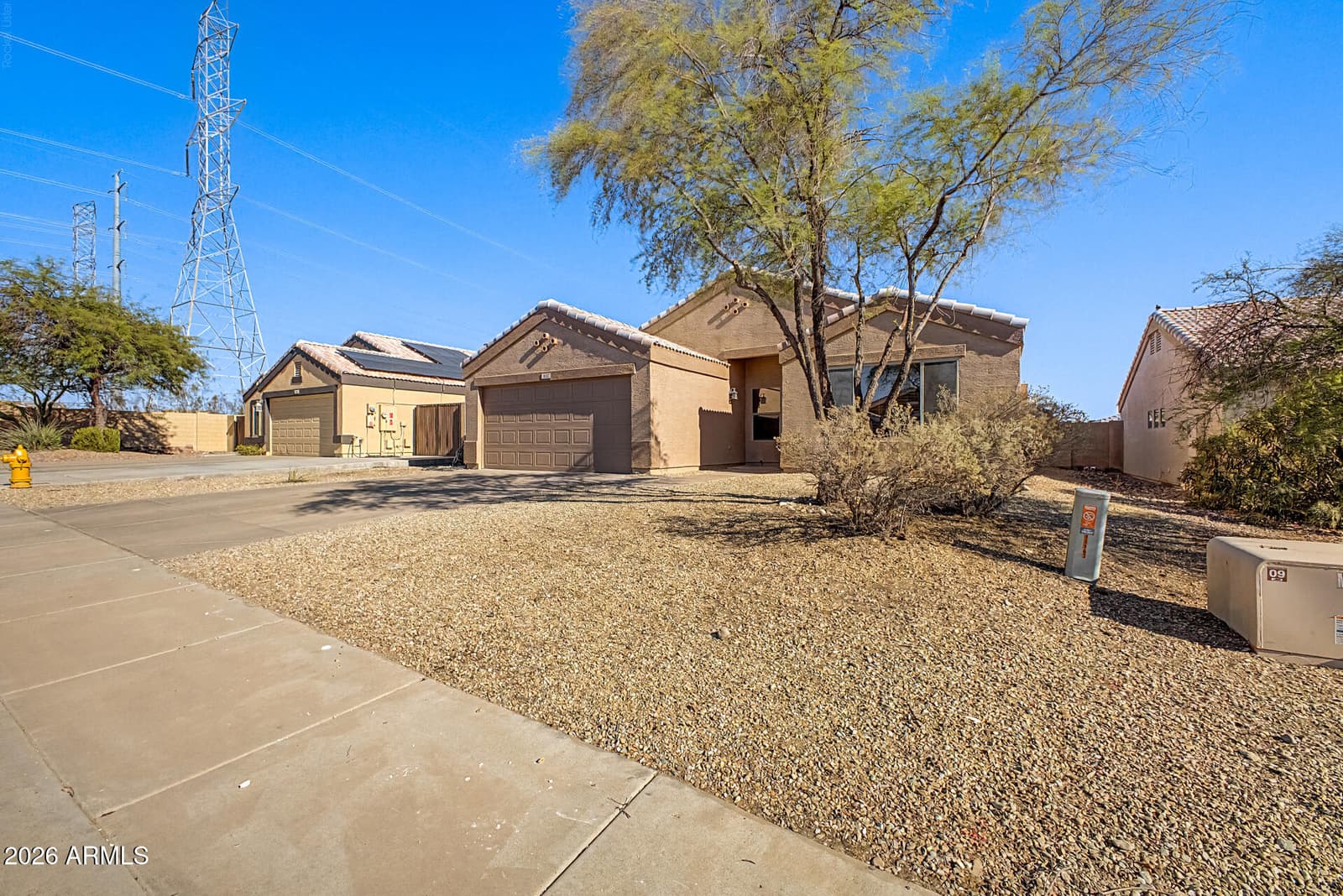 11167 W HARMONT Drive, Peoria, AZ 85345 — photo 5 of 22