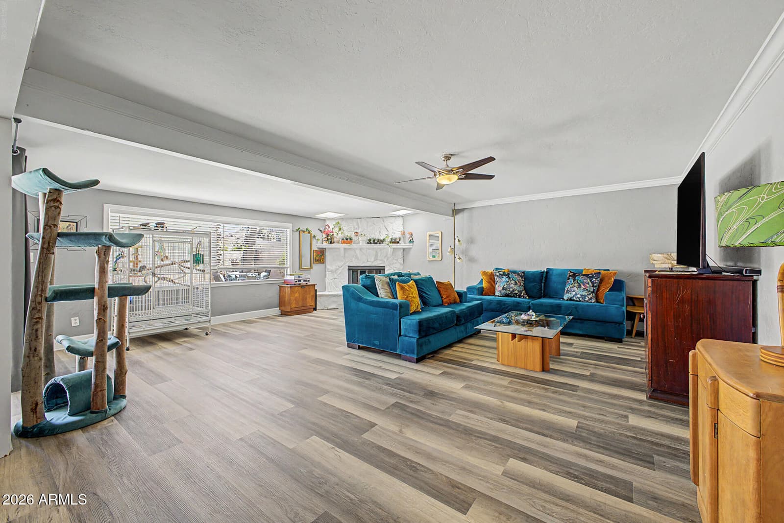 1132 E VILLAGE CIRCLE Drive, Phoenix, AZ 85022 — photo 13 of 46